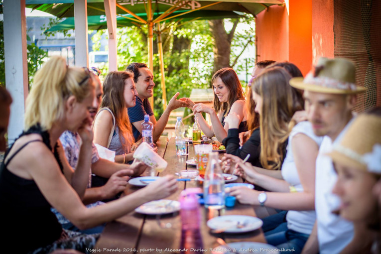 Veganská večeře / piknik (Praha) - Týden pro klima