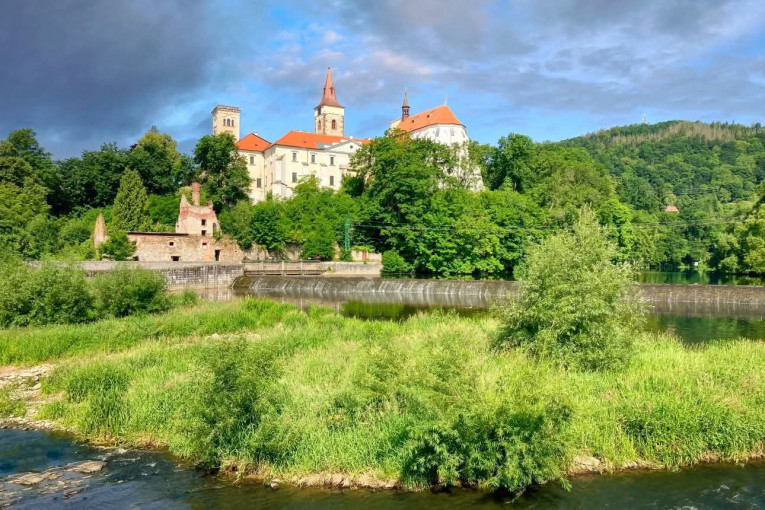 Dvoudenní výlet podél Sázavy (sraz: Praha)